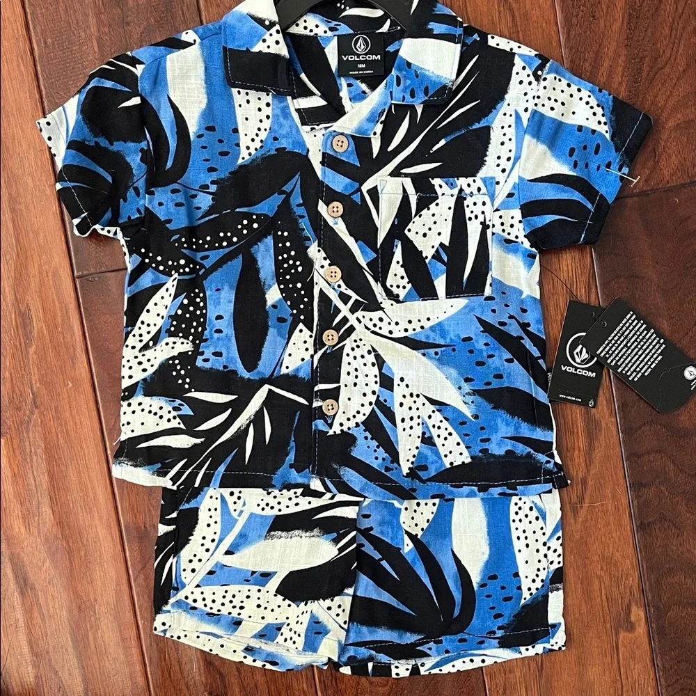 Volcom shirt set
